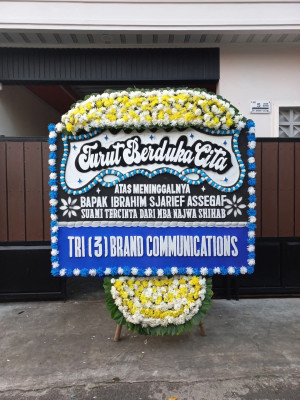 Papan Bunga Duka di Jatibanteng